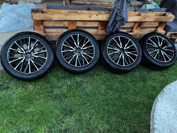 Toyota C-HR 18" szereltkerk alufelnivel elad