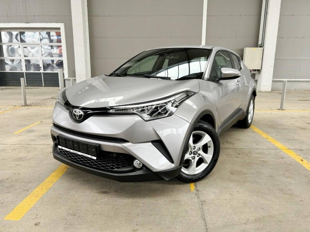 Toyota C-HR 1.2T Active !! Navig�ci�+Tolat�kame...