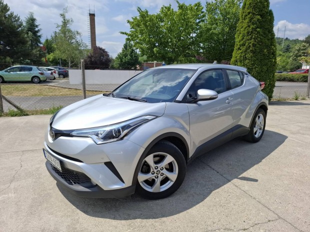 Toyota C-HR 1.2T Active (ülésfűtéssel) Sérülésm...