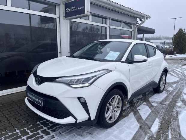 Toyota C-HR 1.2T Comfort Min�s�tett haszn�ltaut...