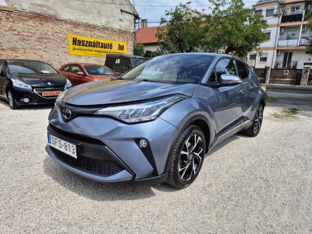 Toyota C-HR 1.2T Style 4WD CVT Magyarországi 4W...