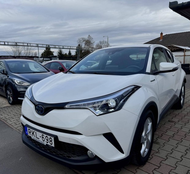 Toyota C-HR 1.8 Hybrid Active (lsftssel) e-...