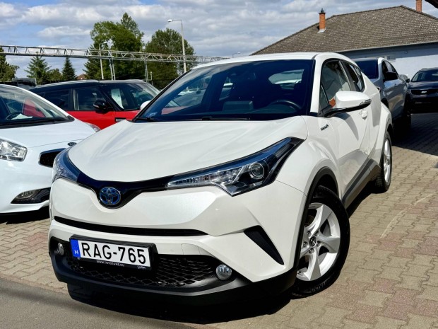 Toyota C-HR 1.8 Hybrid Active (ülésfűtéssel) e-...