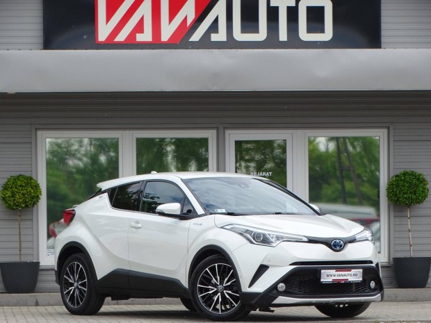Toyota C-HR 1.8 Hybrid Executive e-CVT 1.Tulaj-...