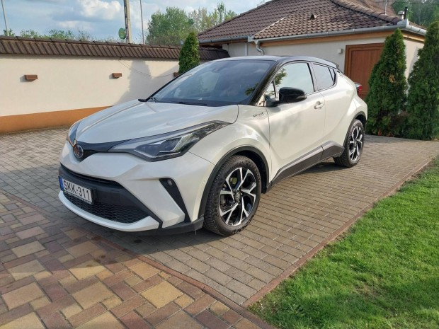Toyota C-HR 1.8 Hybrid Executive e-CVT