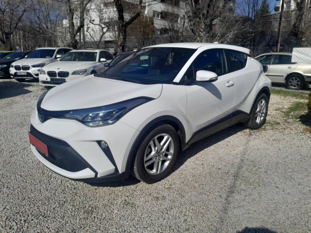 Toyota C-HR 1.8 Hybrid Executive e-CVT Garancilis