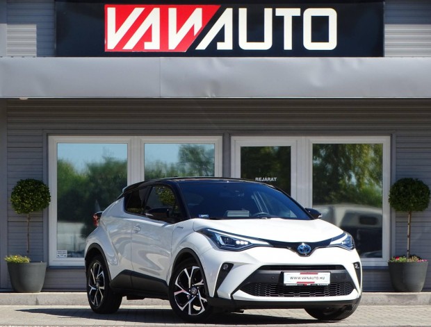 Toyota C-HR 1.8 Hybrid Selection e-CVT 1.Tulaj-...