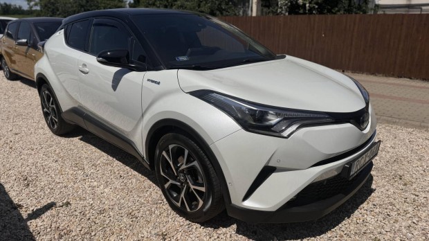 Toyota C-HR 1.8 Hybrid Selection e-CVT Magyaror...