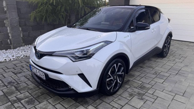 Toyota C-HR 1.8 Hybrid Selection e-CVT Magyaror...