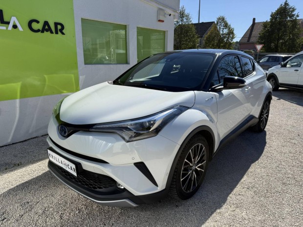 Toyota C-HR 1.8 Hybrid Selection e-CVT Szervizk...