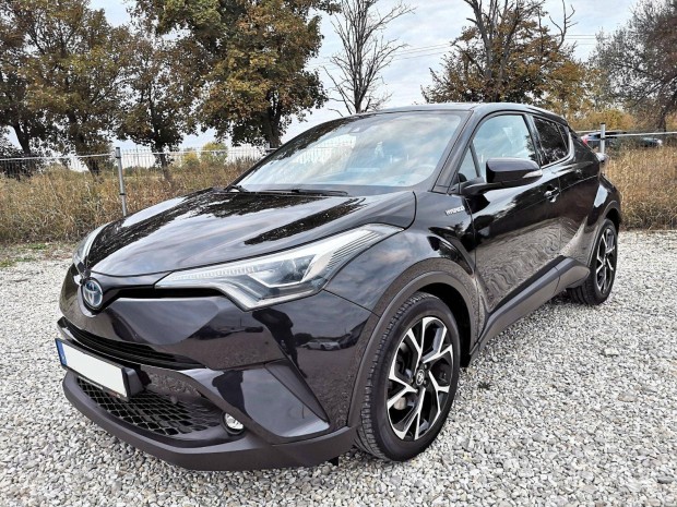 Toyota C-HR 1.8 Hybrid Style e-CVT Első tulajdo...