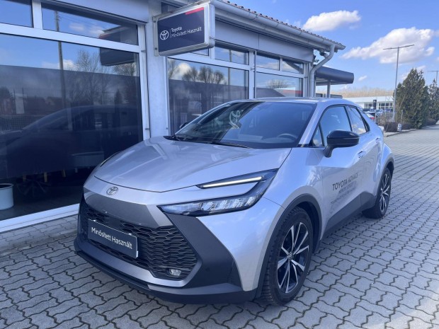 Toyota C-HR 1.8 Hybrid Style e-CVT Min�s�tett h...