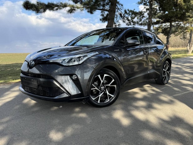 Toyota C-HR 2.0 Hybrid Executive e-CVT 15.000km...