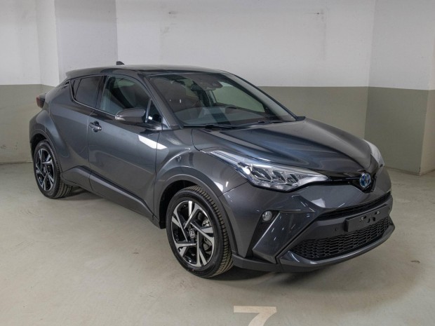 Toyota C-HR 2.0 Hybrid Style e-CVT Készletről!