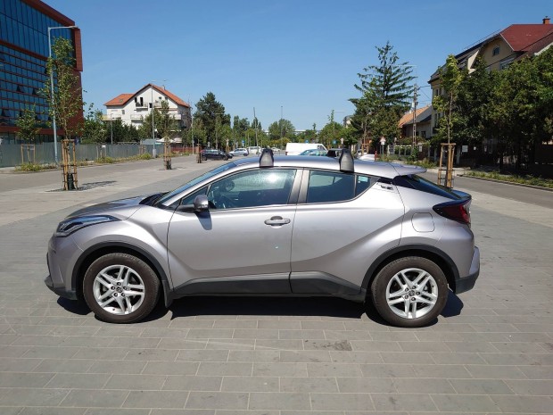 Toyota C-HR tetcsomagtart