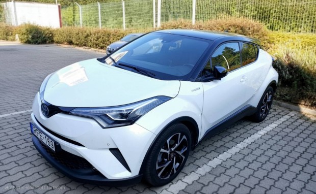 Toyota C-hr 1.8 e-CVT Hybrid Selection+JBL+Full felszereltség