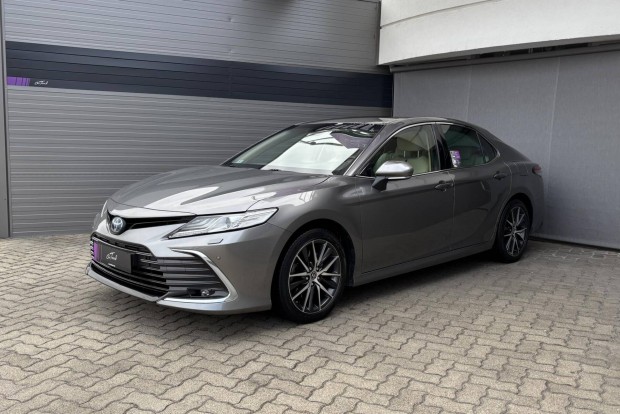 Toyota Camry 2.5 Hybrid Executive CVT Garanciával!