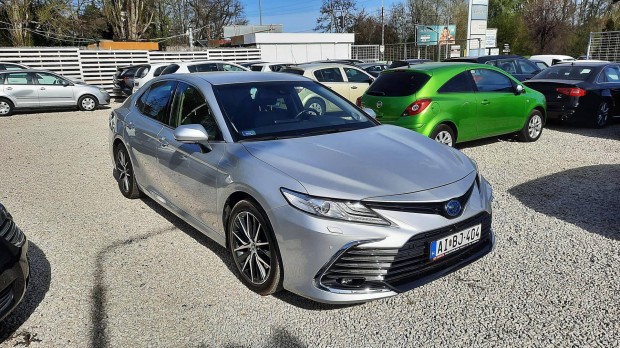 Toyota Camry 2.5 Hybrid Executive VIP CVT Full...
