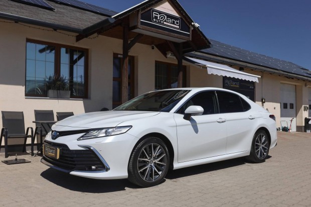 Toyota Camry 2.5 Hybrid Executive VIP CVT Mo-i...