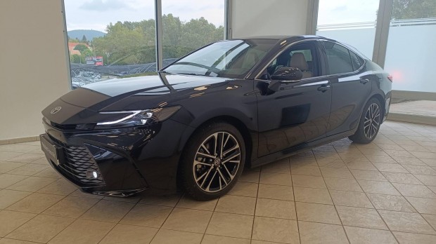 Toyota Camry 2.5 Hybrid Executive e-CVT Magyar