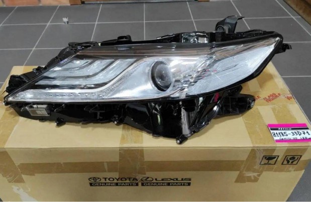 Toyota Camry VIII bal els led fnyszr lmpa