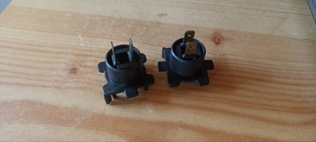 Toyota Celica T23 - H7 izzóadapter