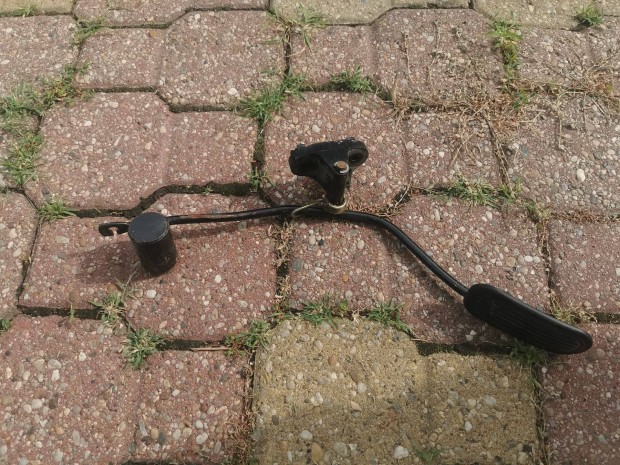 Toyota Celica fékpedál , gázpedál