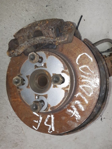 Toyota Corolla 00-06 Bal Első Csonkállvány Kerékaggyal + Féknyereg +