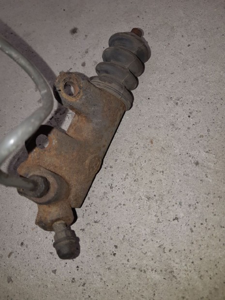 Toyota Corolla 00-06 Kuplung Munkahenger