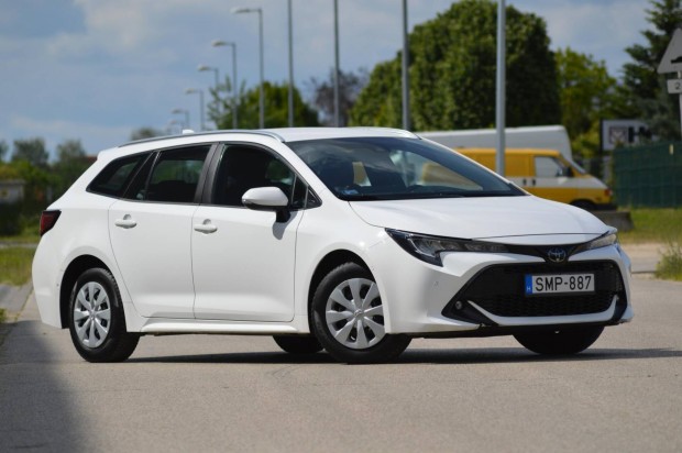 Toyota Corolla 1.2T Comfort Business Gyönyörű/Ú...