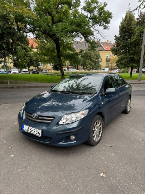 Toyota Corolla 1.4 Benzin, Magnszemlytl!!