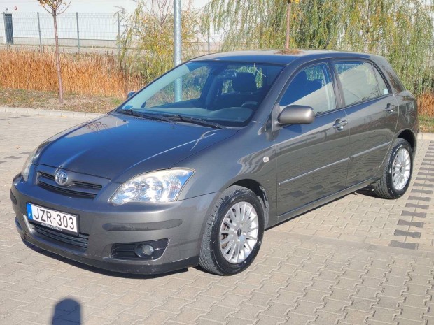 Toyota Corolla 1.4 Sport Sérülésmentes!