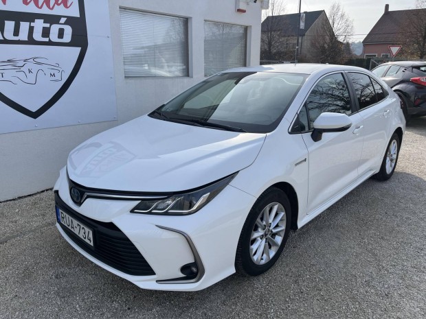 Toyota Corolla 1.8 Hybrid Comfort e-CVT Szerviz...