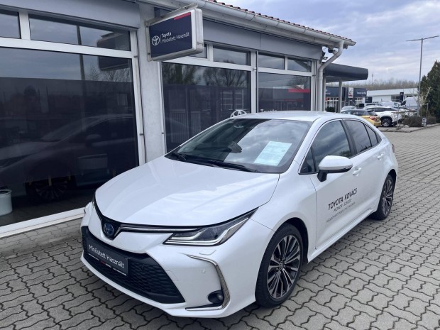 Toyota Corolla 1.8 Hybrid Style e-CVT Min�s�tet...