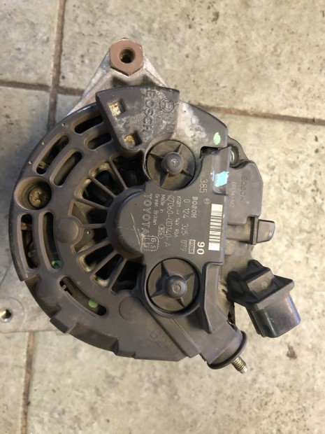 Toyota Corolla 1.8 TS gener�tor