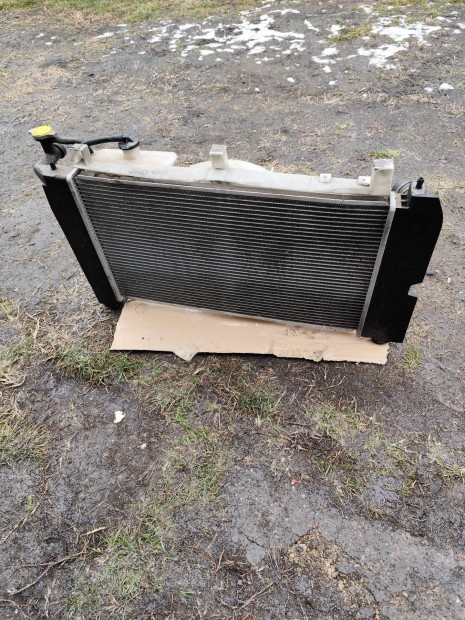 Toyota Corolla 1, 4 vvti vzht ventiltorral egytt.