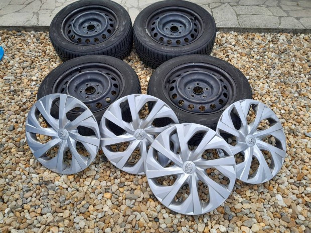 Toyota Corolla 2016, lemezfelni szett tligumival 205/55/R16