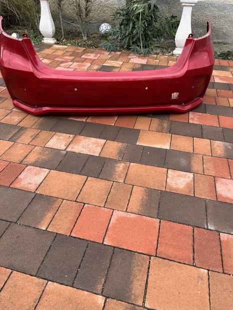 Toyota Corolla 2018-t�l h�ts� l�kh�r�t� �resen, gy�ri 