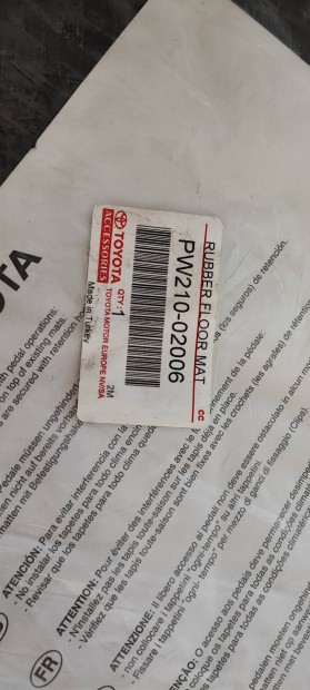 Toyota Corolla 2019- Gyári gumiszőnyeg garnitúra