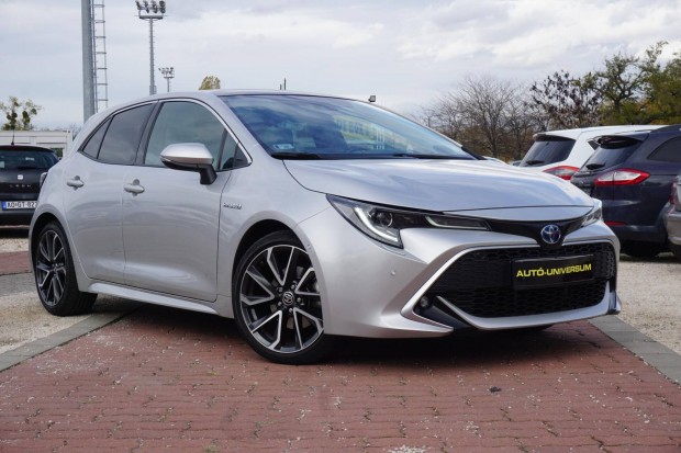 Toyota Corolla 2.0 Hybrid Executive e-CVT 72800...