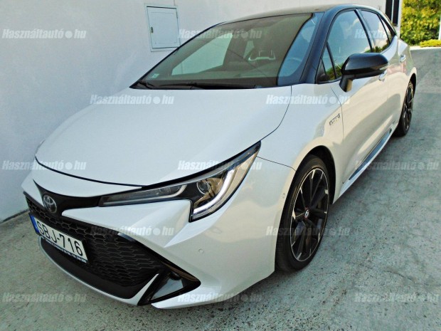 Toyota Corolla 2.0 Hybrid GR-Sport Dynamic e-CV...