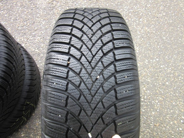Toyota Corolla 5x114,3 aclfelni 205/55 R16 Bridgestone tli gumival