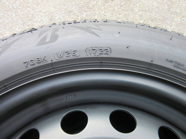 Toyota Corolla 5x114,3 aclfelni 205/55 R16 Bridgestone tli gumival