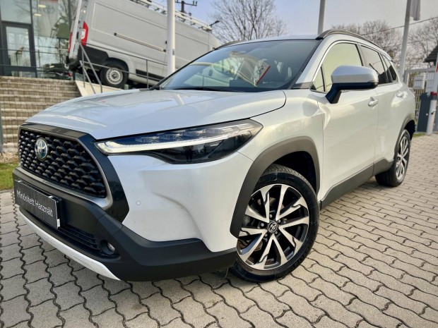 Toyota Corolla Cross 2.0 Hybrid Style+Tech e-CVT