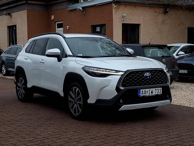 Toyota Corolla Cross 2.0 Hybrid Style+Tech e-CV...