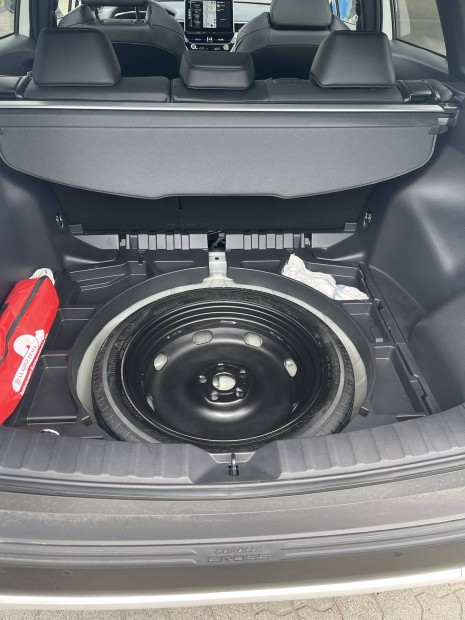 Toyota Corolla Cross Hybrid Új Vékony 18" Pótkerék Mankókerék