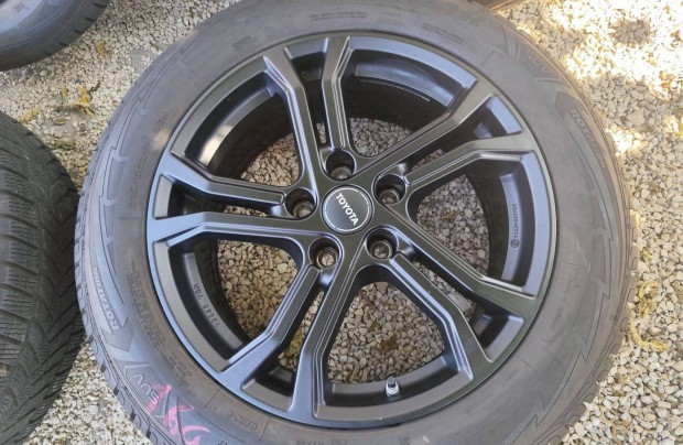 Toyota Corolla Cross chr c-hr gyri alufelni 5x114,3 17"
