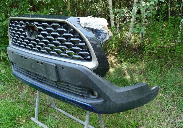 Toyota Corolla Cross els� l�kh�r�t�