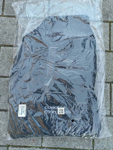 Toyota Corolla Cross textilsz�nyeg szett, 2022-t�l, gy�ri �j