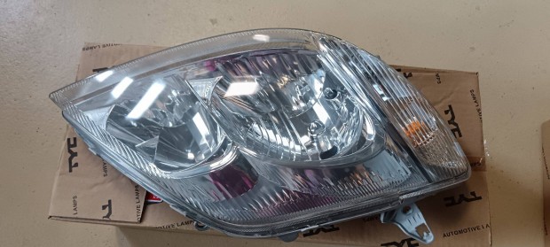 Toyota Corolla E12 feljtott fnyszr